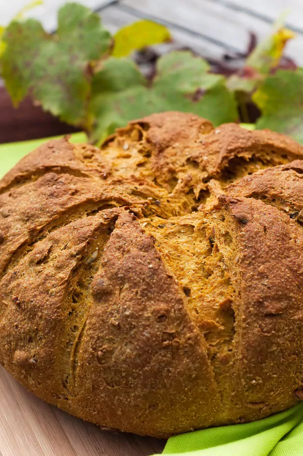 Kürbisbrot mit Kürbiskernen