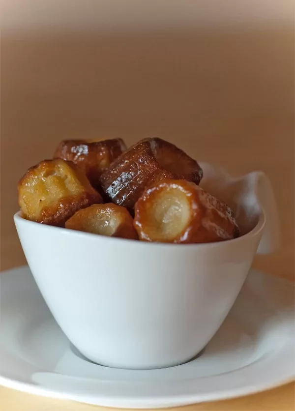 Mini cannelés bordelais