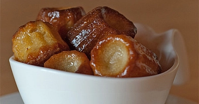 Mini cannelés bordelais