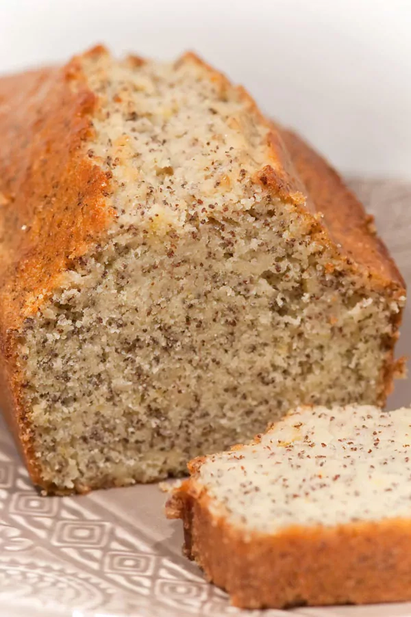 Zitronen Mohn Kuchen – Lemon Poppy Seed Cake