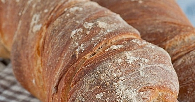 Rustikales Wurzelbrot! Sehr schmackhaft – einfaches Rezept auch für Brotback Anfänger!