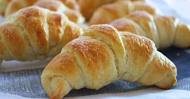 Selbstgemachte Buttercroissants | Video-Rezept