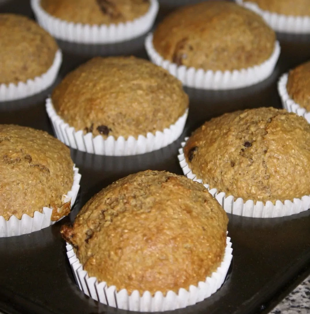 Gesunde Vollkorn-Leinsamen-Muffins mit Vollkornmehl